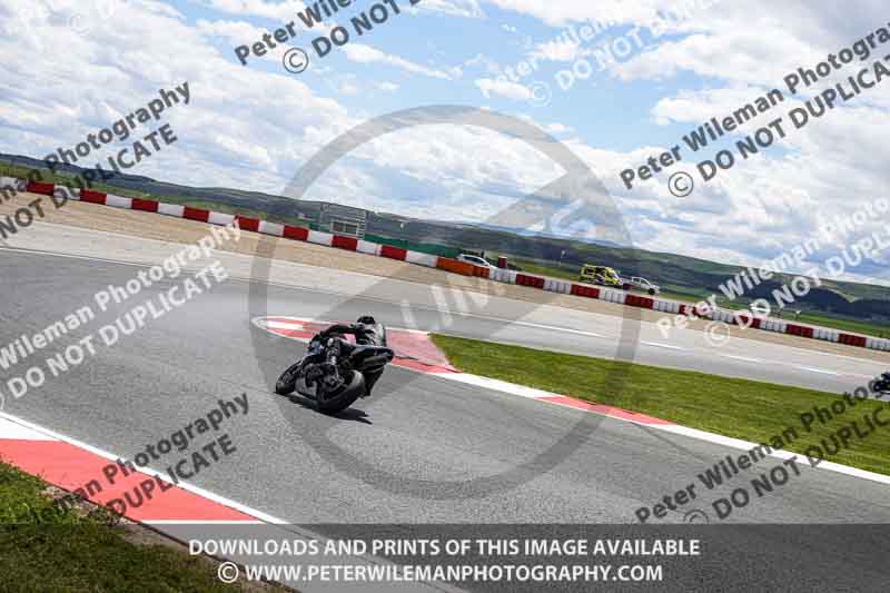cadwell no limits trackday;cadwell park;cadwell park photographs;cadwell trackday photographs;enduro digital images;event digital images;eventdigitalimages;navarra;no limits trackdays;peter wileman photography;racing digital images;trackday digital images;trackday photos